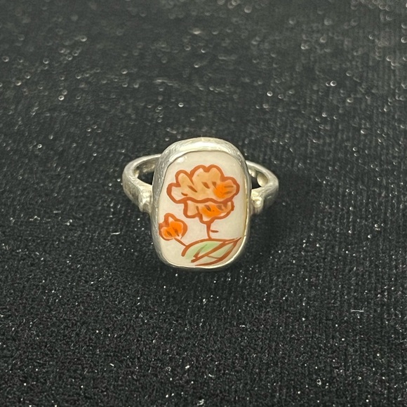 1556 vintage sterling silver ring with broken china porcelain flower inlay - Picture 1 of 6